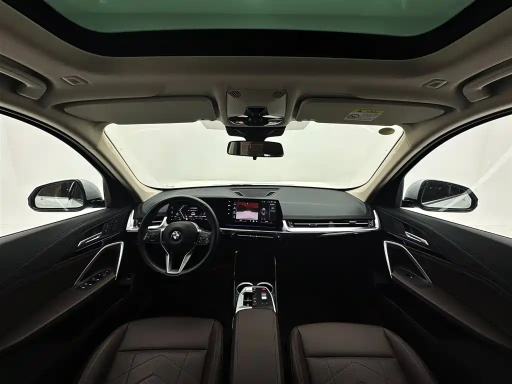 BMW X1 2023 sDrive20Li X Design Package купить на сайте DeffCars