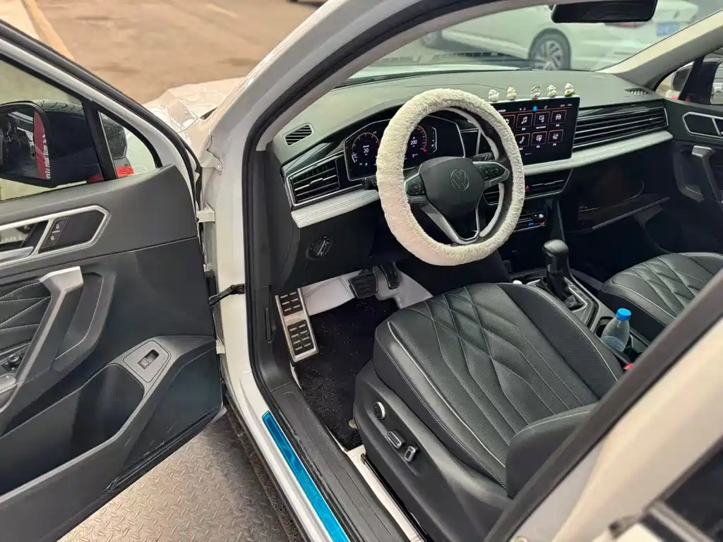 Tiguan L 2024 300TSI automatic two-wheel drive smart version купить на сайте DeffCars