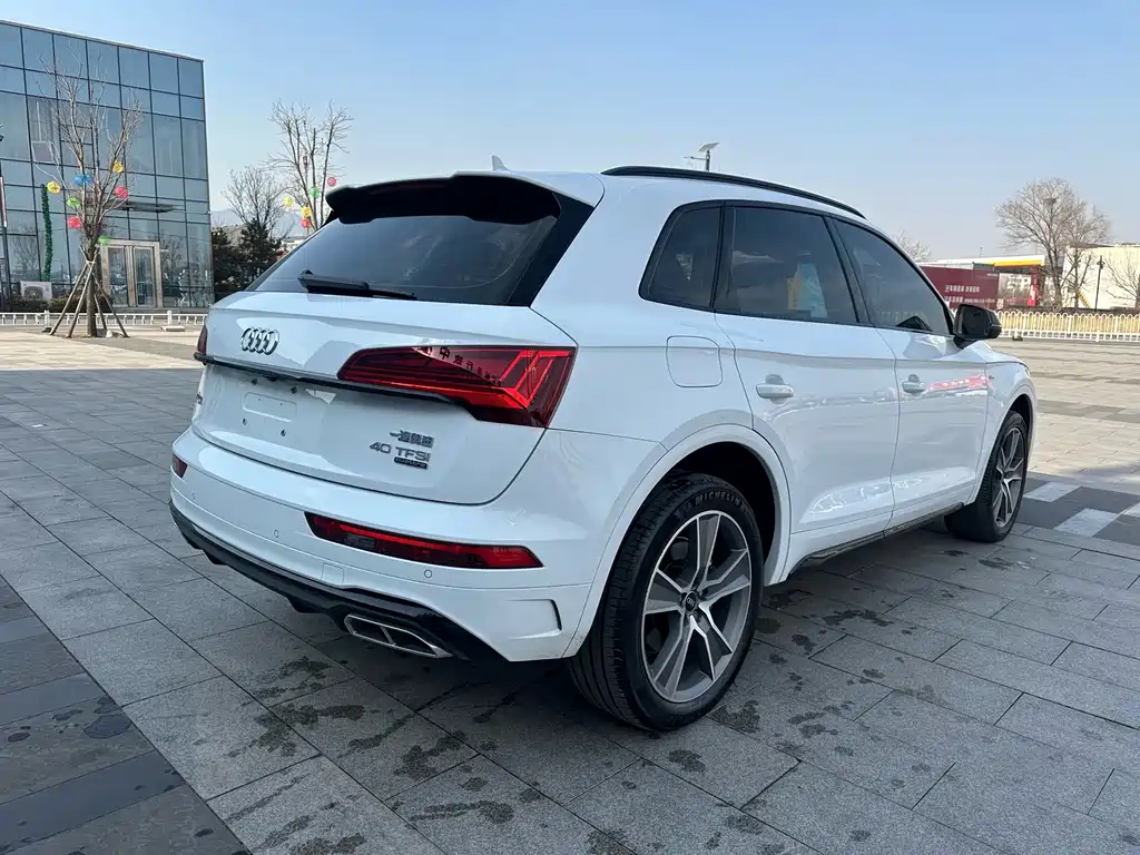 Audi Q5L 2024 40 TFSI luxury and dynamic model купить на сайте DeffCars