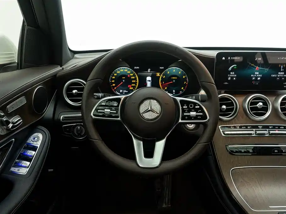 Mercedes-Benz GLC 2020 facelift GLC 300 L 4MATIC dynamic купить на сайте DeffCars