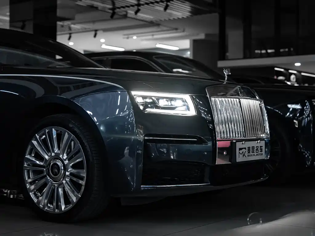 Ghost 2021 6.7T long wheelbase version купить на сайте DeffCars