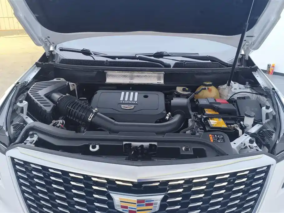 Cadillac XT5 2020 28T luxury model купить на сайте DeffCars