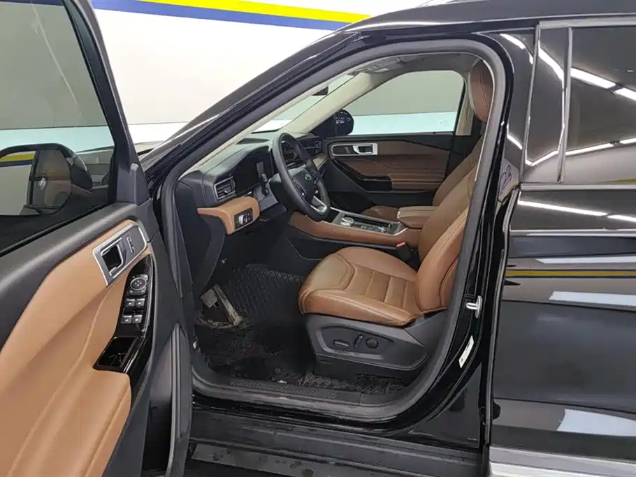 Explorer 2023 EcoBoost 285 four-wheel drive style plus version 7 seats купить на сайте DeffCars