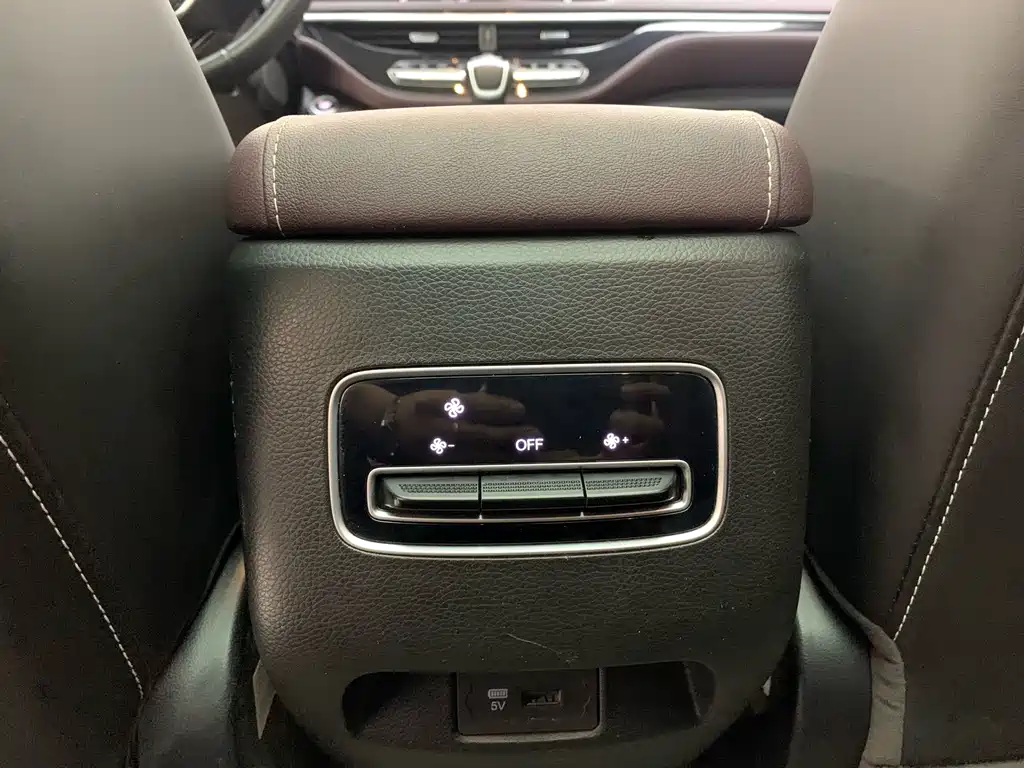 Trumpchi M6 2021 PRO 270T DCT Exclusive Edition купить на сайте DeffCars