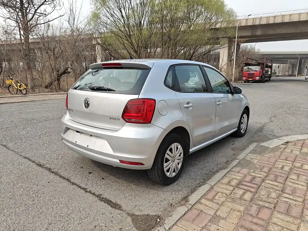 Polo 2016 1.4L automatic fashion model купить на сайте DeffCars