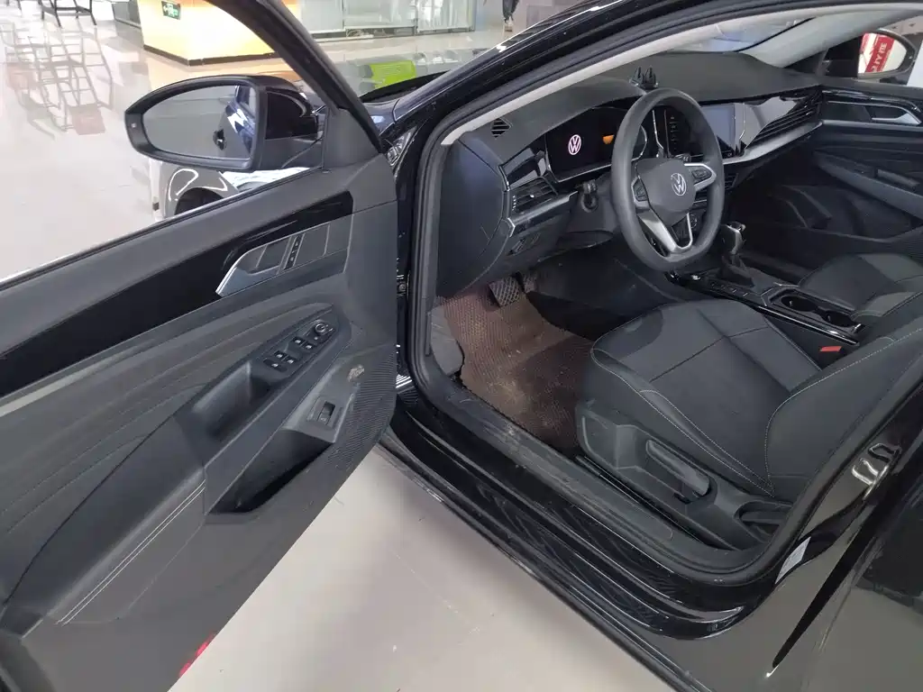 Passat 2024 280TSI Business Edition купить на сайте DeffCars
