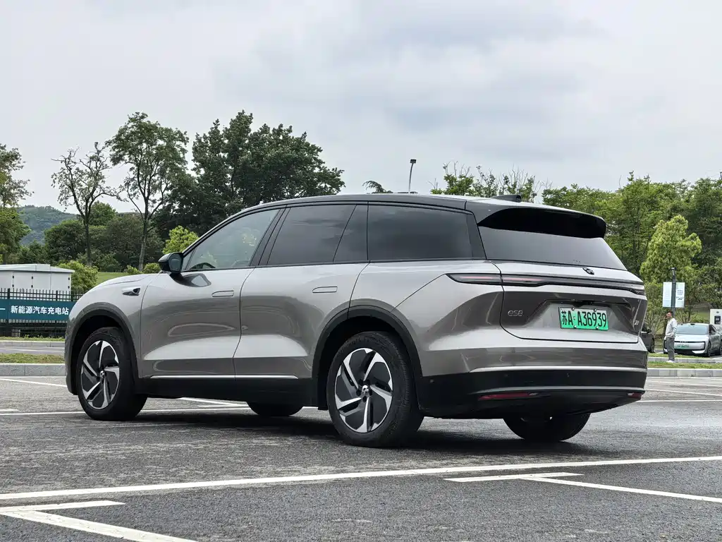 NIO ES8 2023 model 75kWh купить на сайте DeffCars