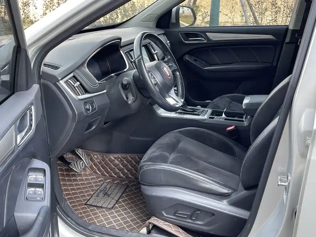 Roewe RX5 New Energy 2017 eRX5 50T Hybrid Internet Honor Flagship Edition купить на сайте DeffCars