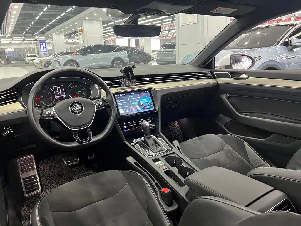 FAW-Volkswagen CC 2020 330TSI Huayan Edition National VI купить на сайте DeffCars