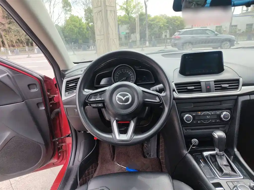 Mazda3 Angkesela 2017 sedan 1.5L automatic luxury model National V купить на сайте DeffCars