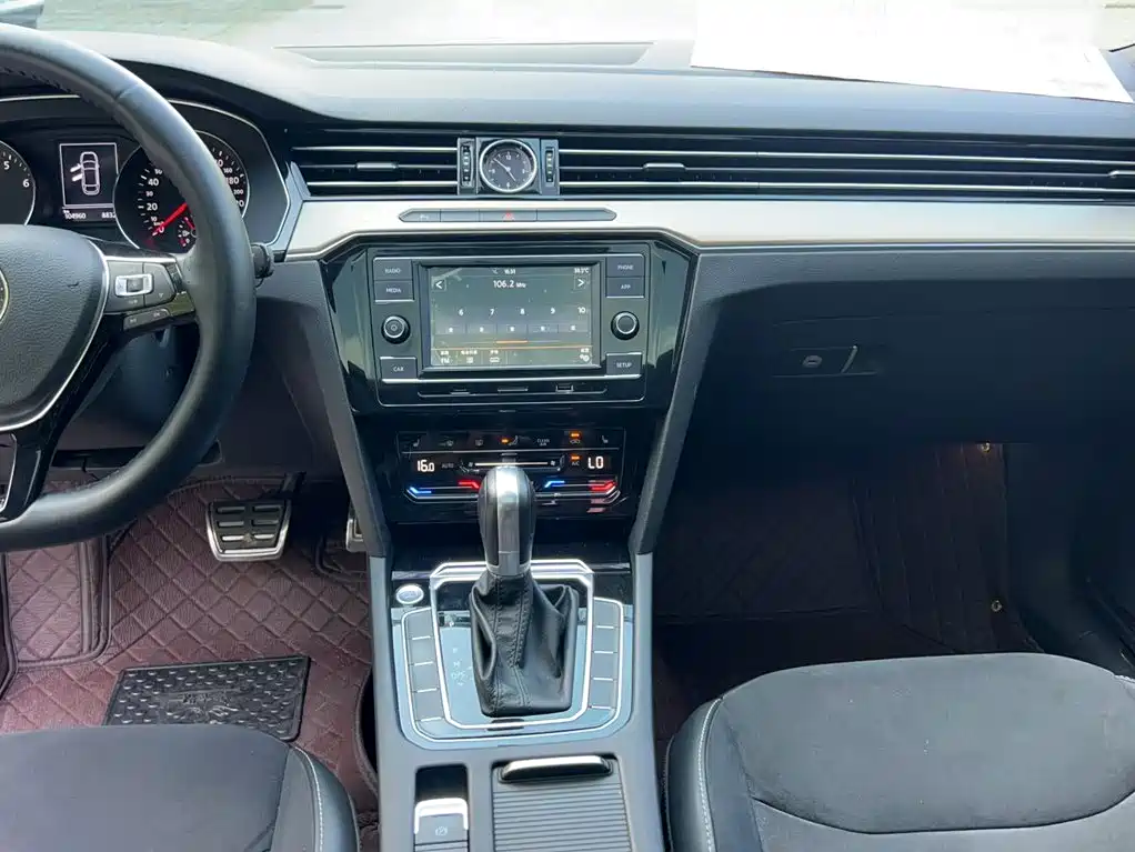 FAW-Volkswagen CC 2020 330TSI Huayan Edition National VI купить на сайте DeffCars