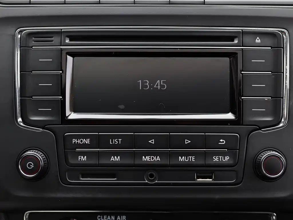 Polo 2016 1.6L automatic comfort model купить на сайте DeffCars
