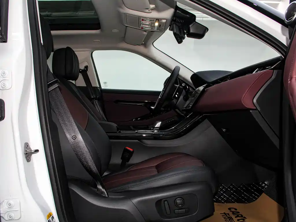 Range Rover Evoque 2024 Range Rover Evoque L SE Yuguang Zunyao Edition купить на сайте DeffCars