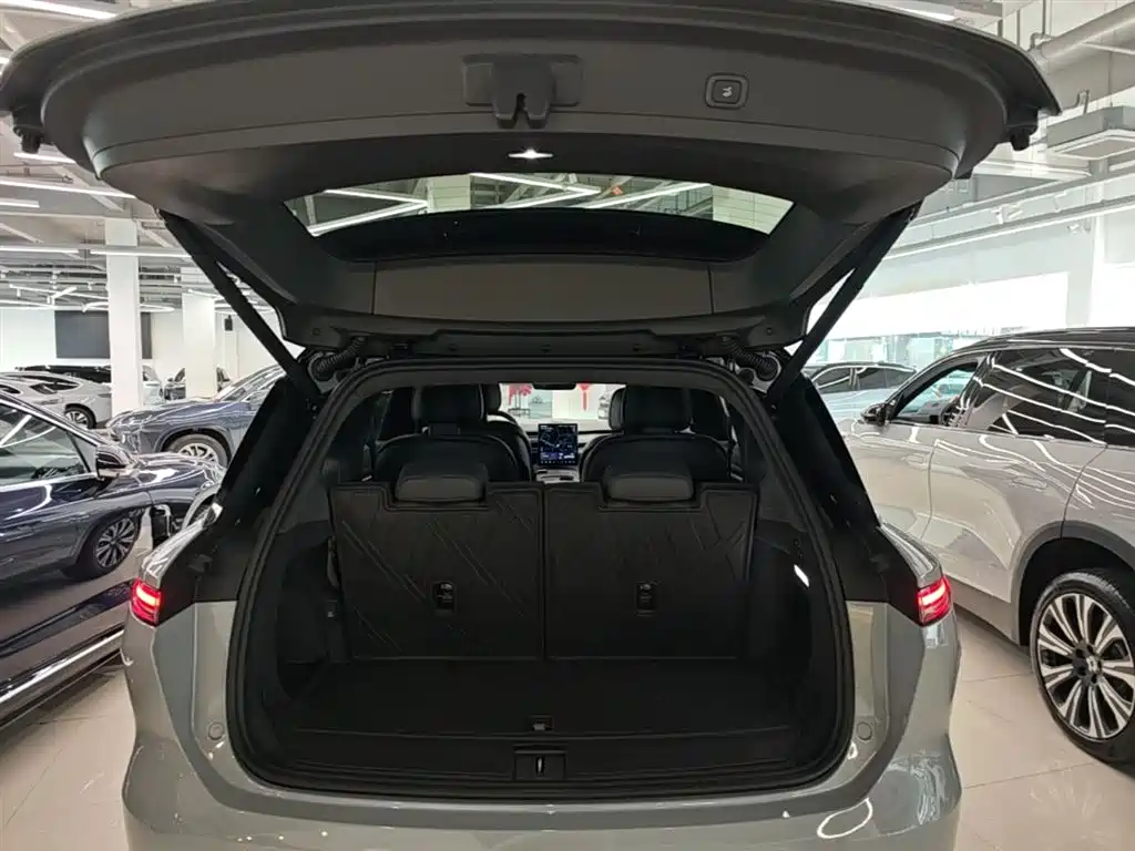 NIO ES8 2023 model 75kWh купить на сайте DeffCars