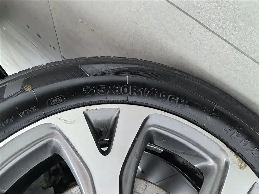 KX3 Ao Pao 2017 1.6L automatic Aoya version купить на сайте DeffCars
