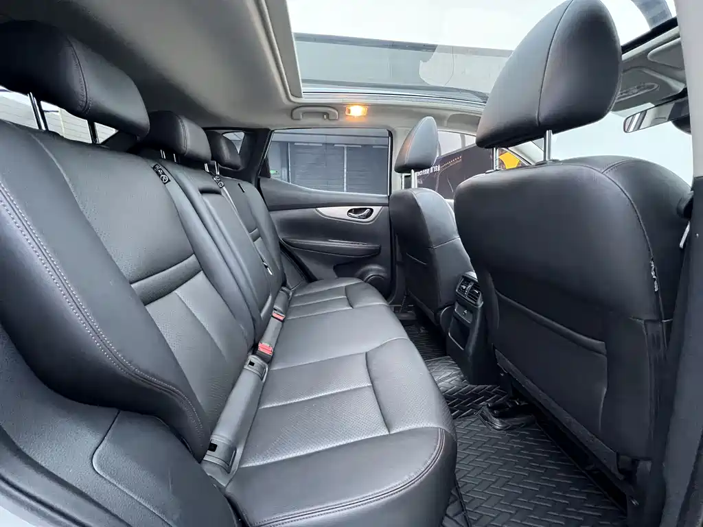Qashqai 2022 2.0L CVT XV Prem Deluxe Edition купить на сайте DeffCars