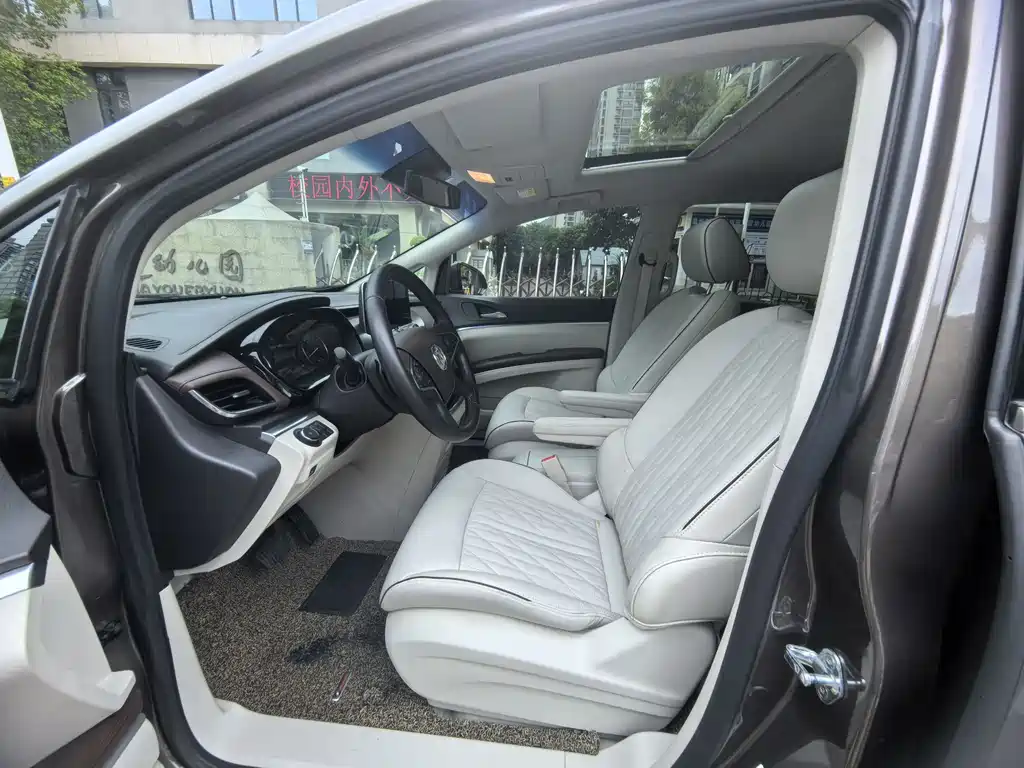 Buick GL8 2022 Land Business Class 652T Luxury купить на сайте DeffCars