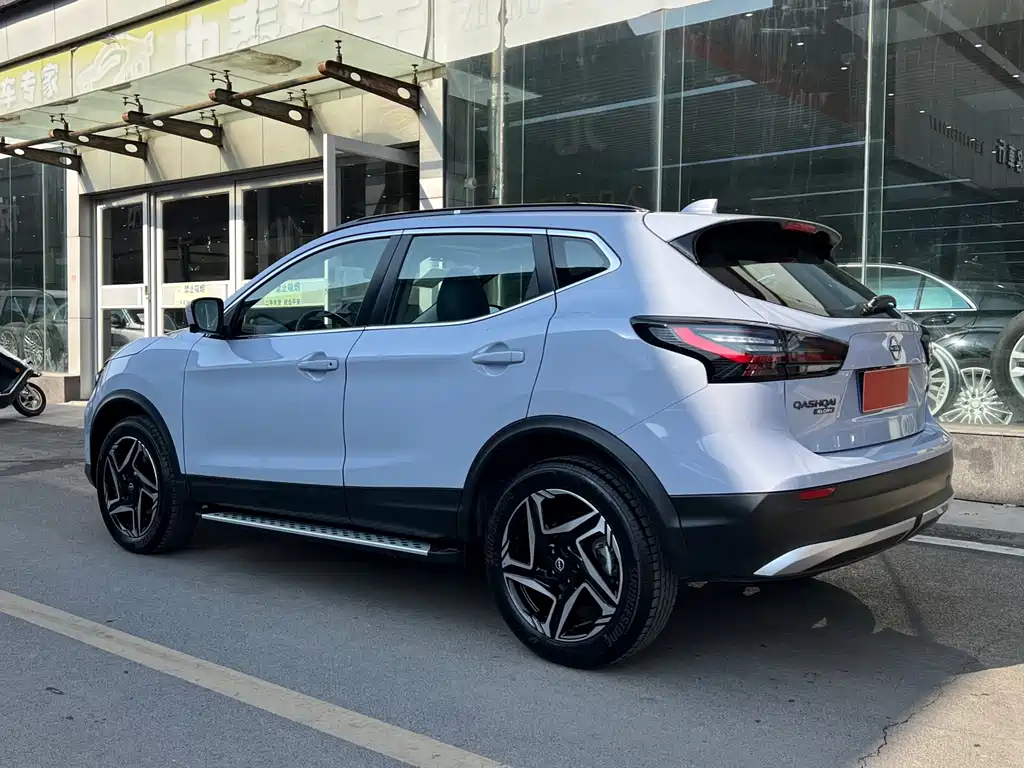Qashqai 2025 Honor 2.0L CVT XV+ Leading Edition купить на сайте DeffCars
