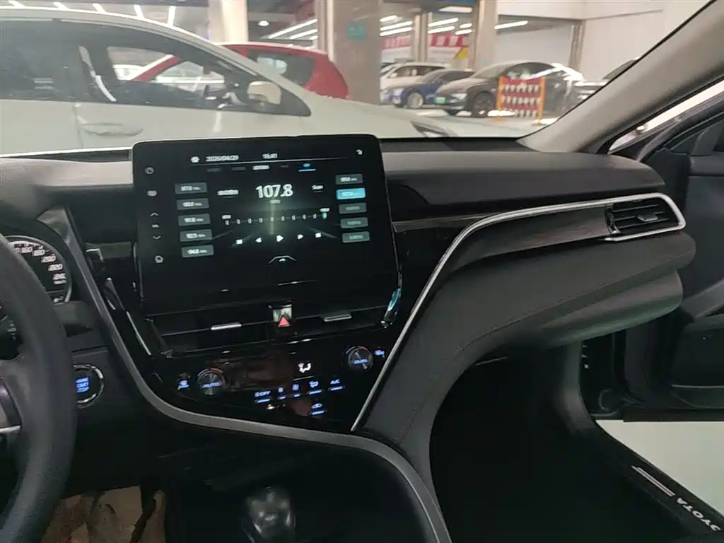 Camry 2021 2.0G Deluxe Edition купить на сайте DeffCars