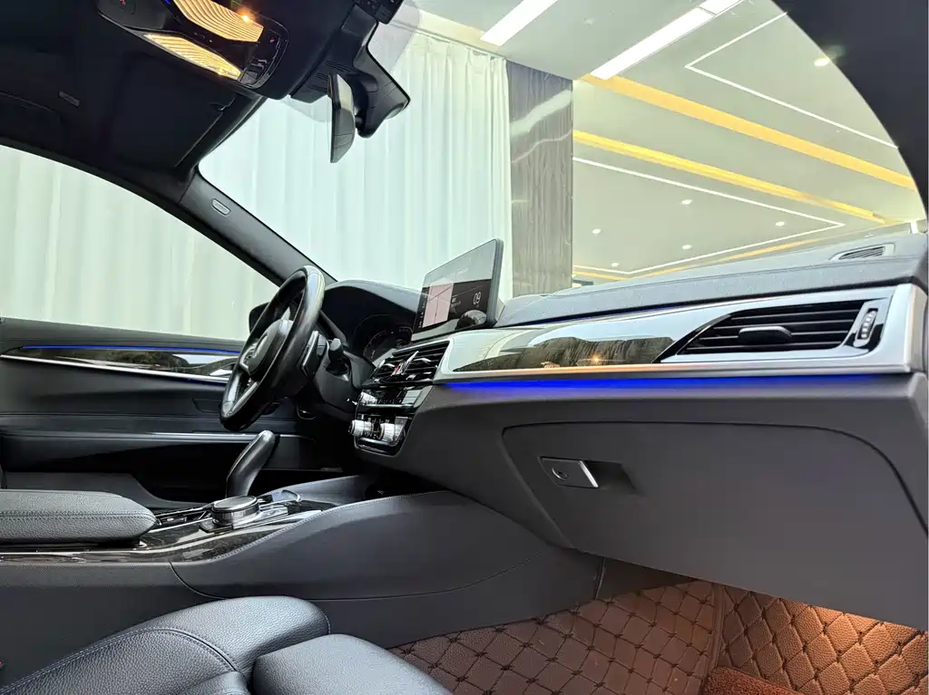 BMW 6 Series GT 2022 630i M Sports Package купить на сайте DeffCars