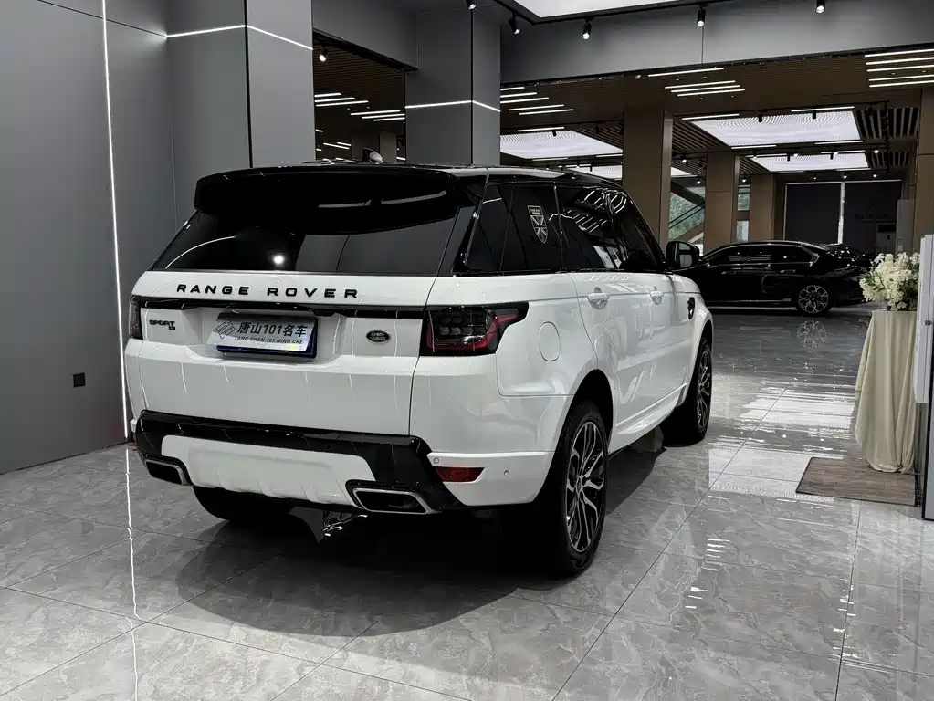 Range Rover Sport 2022 3.0 L6 Black Edition купить на сайте DeffCars