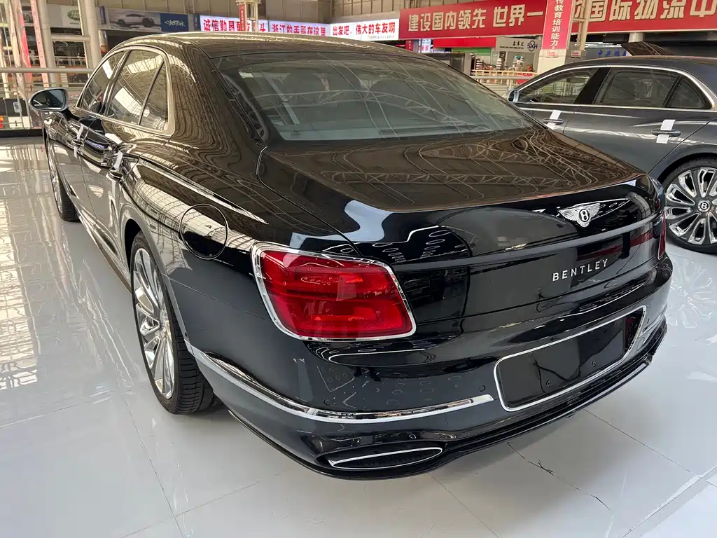Flying Spur 2024 4.0T V8 Mulliner купить на сайте DeffCars