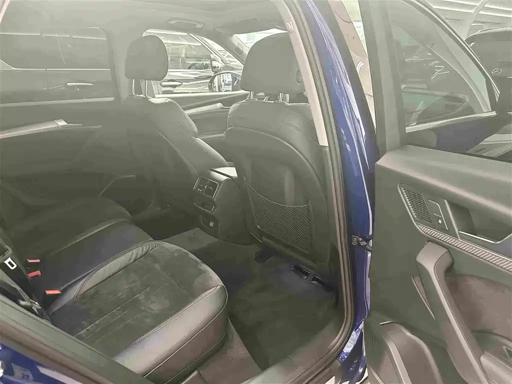 Audi Q5L 2020 45 TFSI exclusive sports model купить на сайте DeffCars