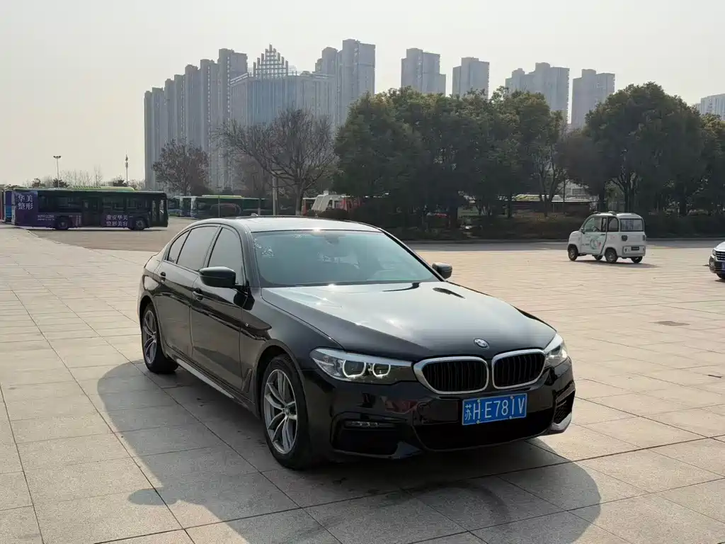 BMW 5 Series 2019 525Li M Sports Package купить на сайте DeffCars