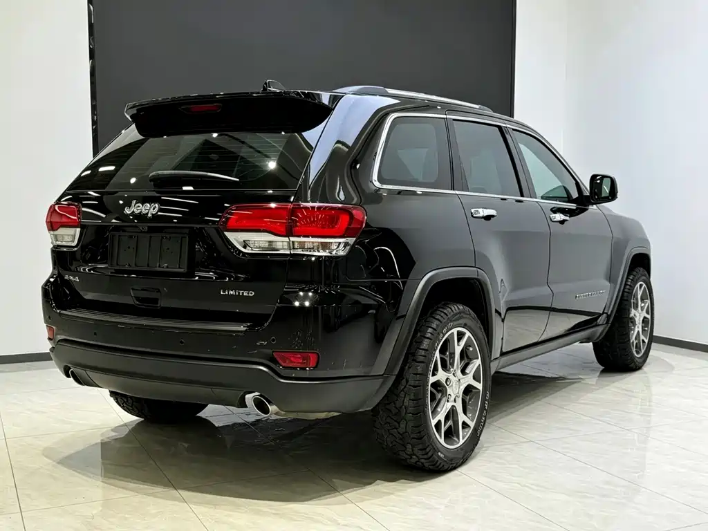Grand Cherokee imported 2020 3.6L Elite Navigation Edition купить на сайте DeffCars