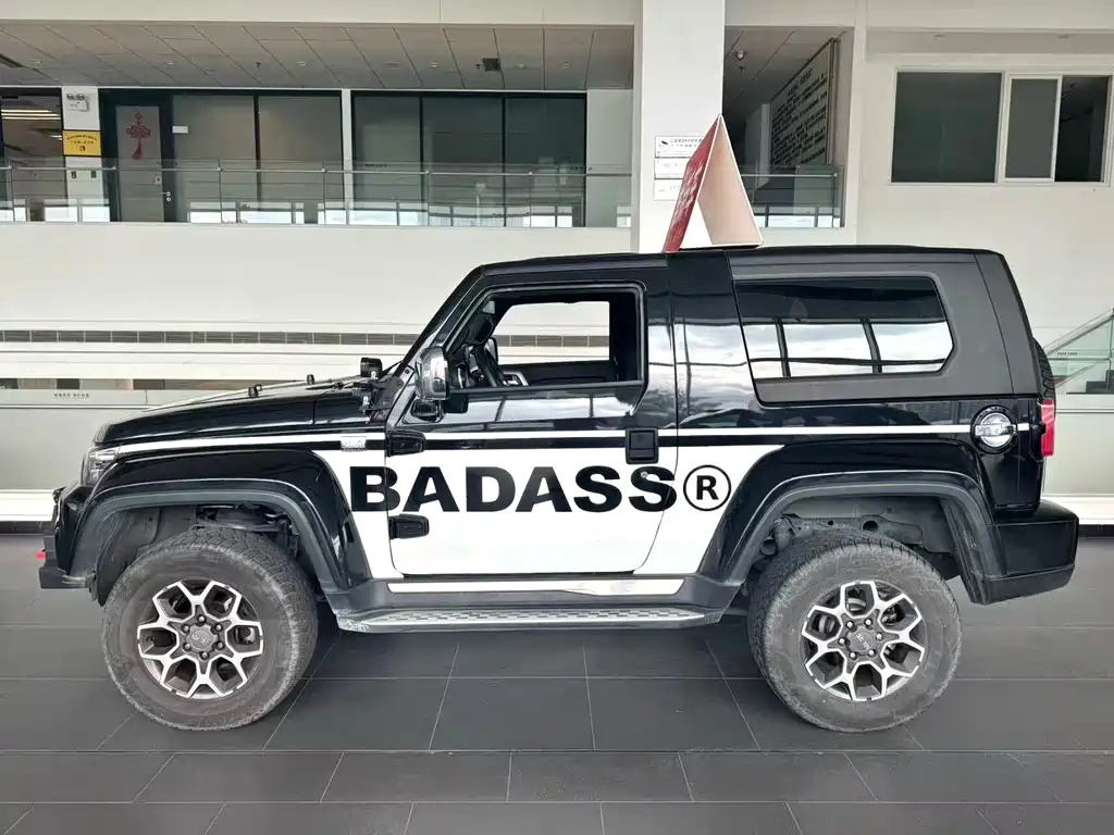 Beijing off-road BJ40 2024 2.0T pays tribute to 2020 Honor Edition купить на сайте DeffCars