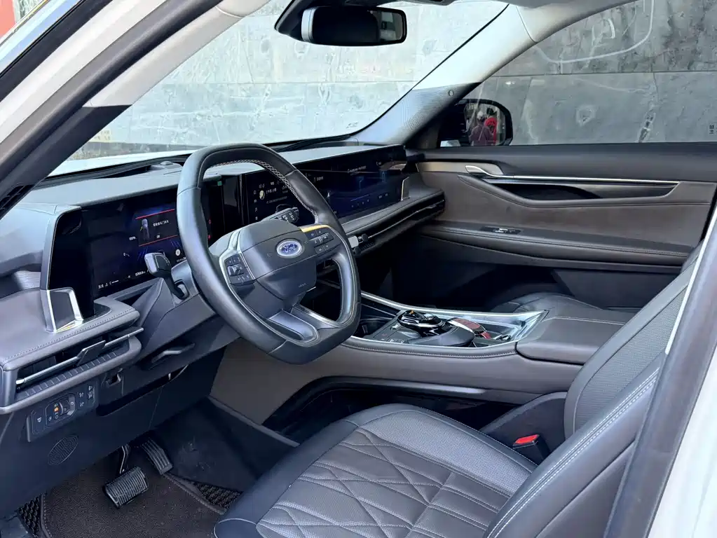 Ruijie 2025 Ruijie L 2.0T EcoBoost four-wheel drive seven-seat supreme model купить на сайте DeffCars