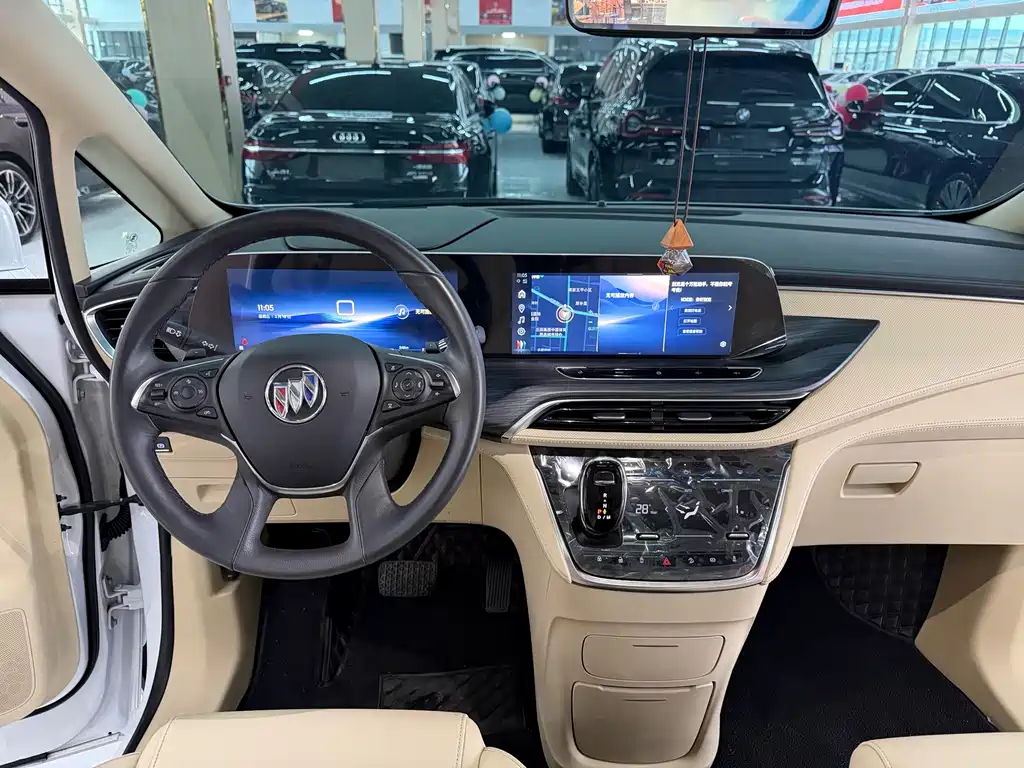 Buick GL8 2023 ES Lu Zun Exclusive Model купить на сайте DeffCars