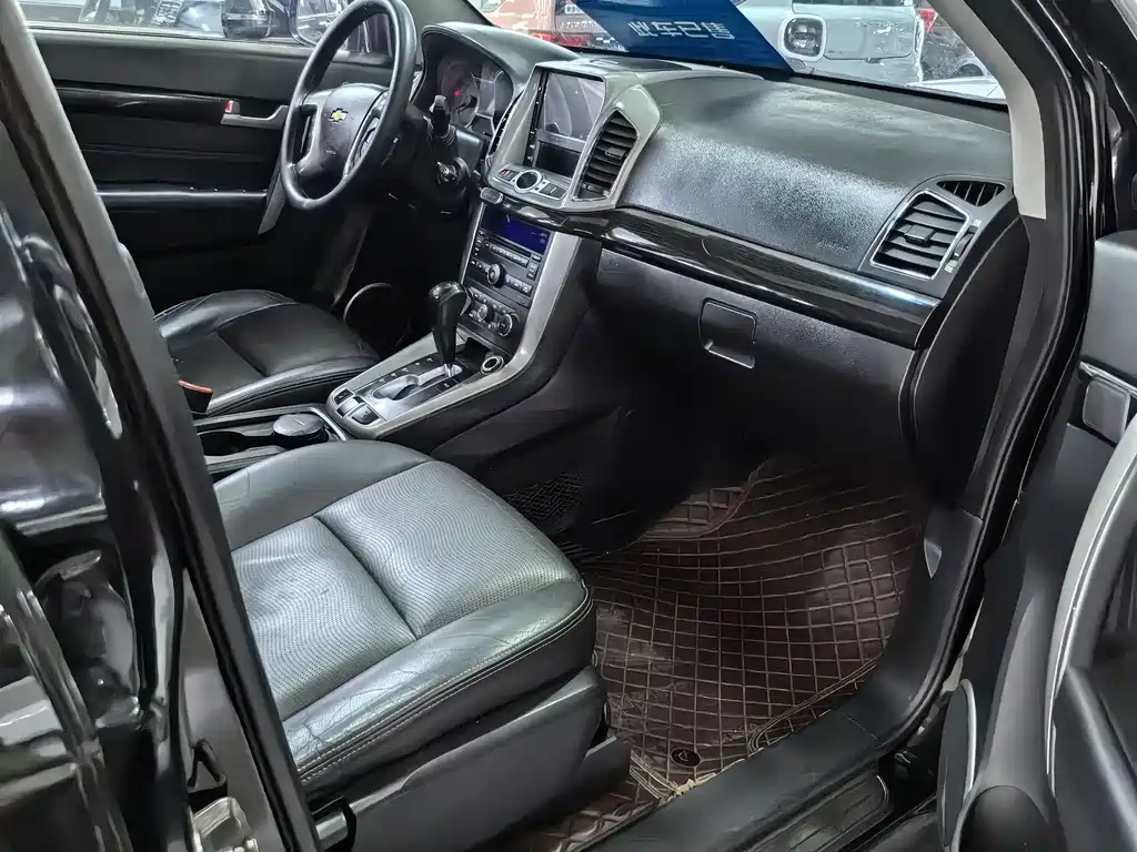 Captiva 2017 2.4L four-wheel drive flagship version 7 seats купить на сайте DeffCars