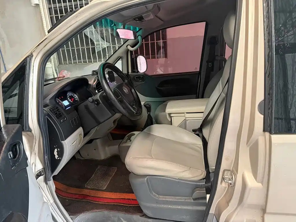 Lingzhi 2018款 M3L 1.6L 7座舒适型 купить на сайте DeffCars