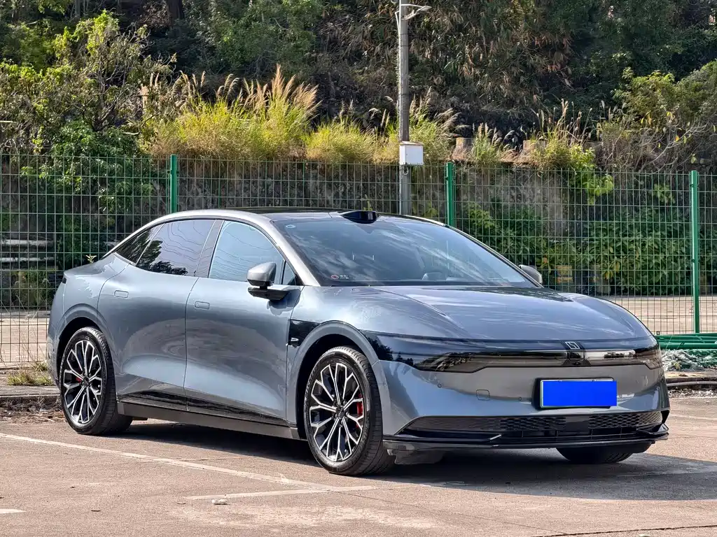 Jikrypton 007 2024 four-wheel drive smart driving version 75kWh купить на сайте DeffCars