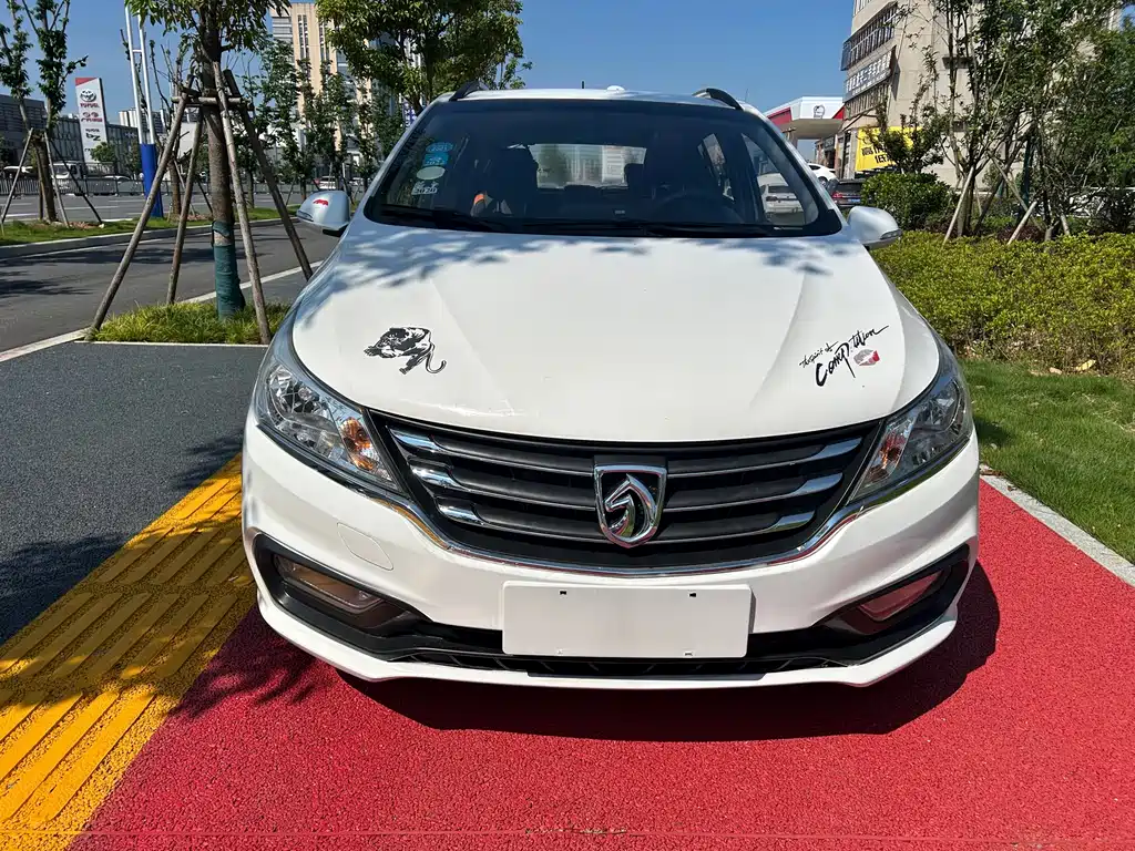 Baojun 310 2016 1.2L manual luxury model купить на сайте DeffCars