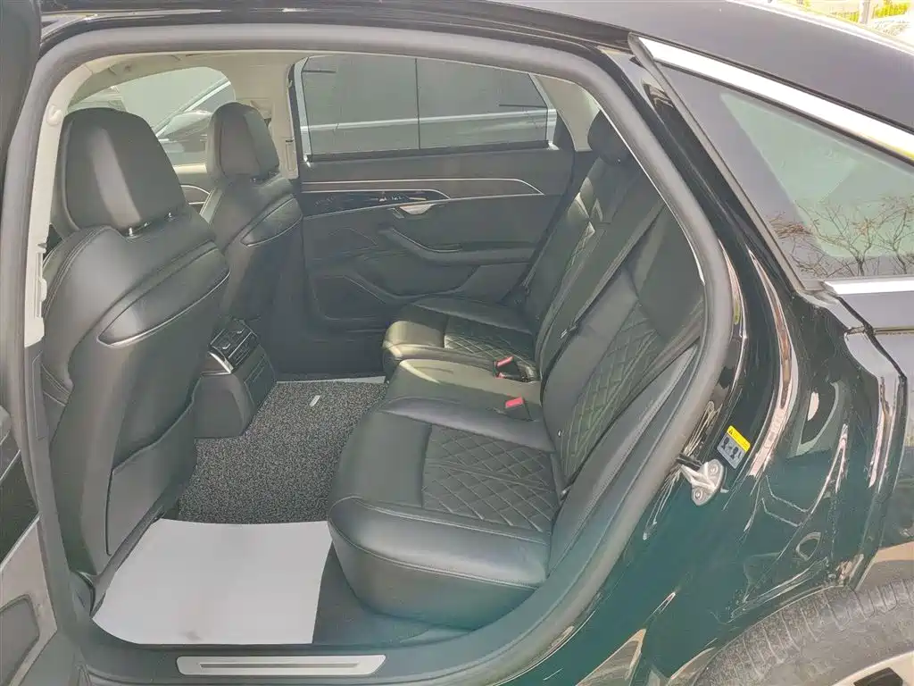 Audi A8 2021 A8L 50 TFSI quattro comfort type купить на сайте DeffCars