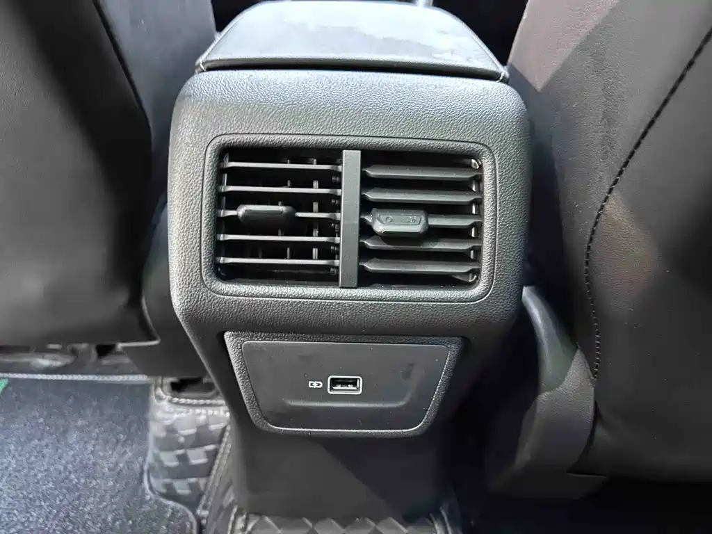 Jetta VS7 2023 280TSI automatic high-gloss enjoyment version купить на сайте DeffCars