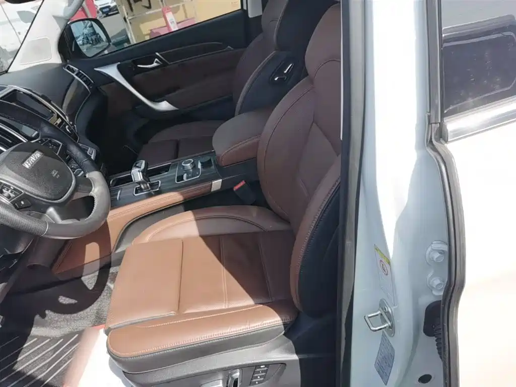 Haval H9 2017 2.0T gasoline four-wheel drive exclusive model 5 seats купить на сайте DeffCars