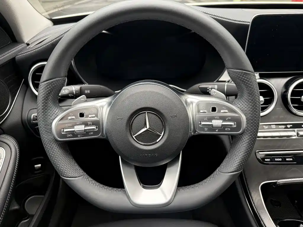 Mercedes-Benz C-Class 2021 C 200 L Fashionable Sports Edition купить на сайте DeffCars