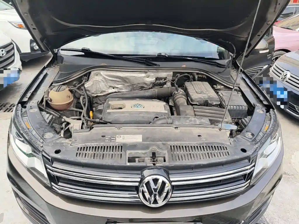 Tiguan 2015 1.8TSI automatic two-wheel drive comfort version купить на сайте DeffCars
