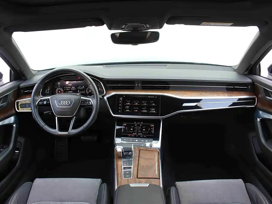 Audi A6L 2021 45 TFSI Premium Dynamic Model купить на сайте DeffCars