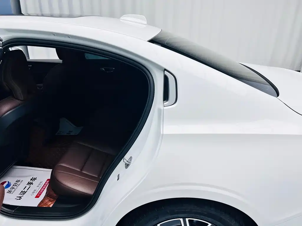 Volvo S60 2023 B4 Zhiyi Luxury Edition купить на сайте DeffCars