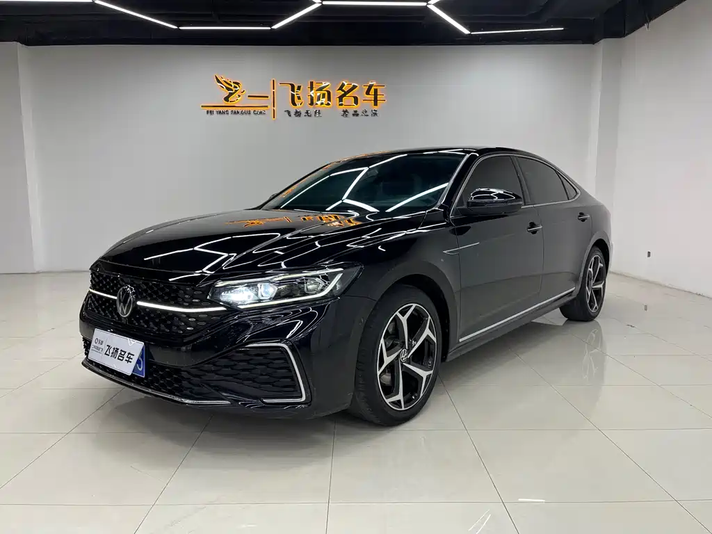 Passat 2023 330TSI Starry Sky Deluxe Edition купить на сайте DeffCars
