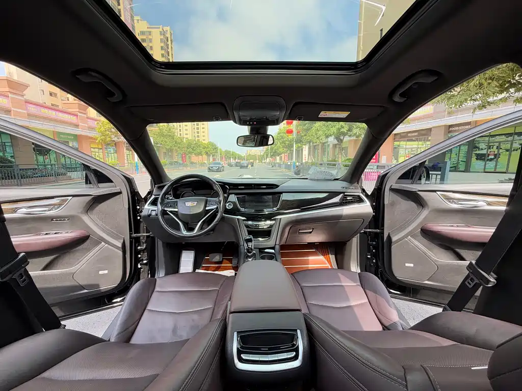 Cadillac XT6 2021 28T six-seat four-wheel drive luxury model купить на сайте DeffCars