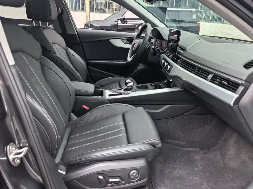 Audi A4L 2020 40 TFSI Fashionable and Dynamic купить на сайте DeffCars