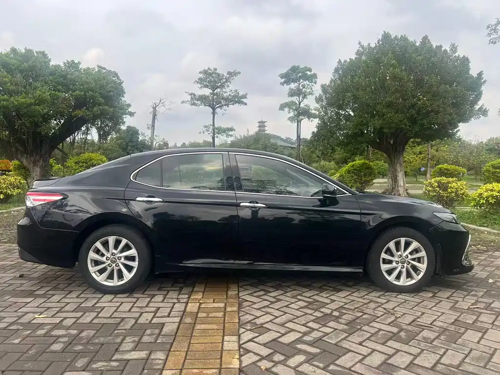 Camry 2021 2.0G Deluxe Edition купить на сайте DeffCars
