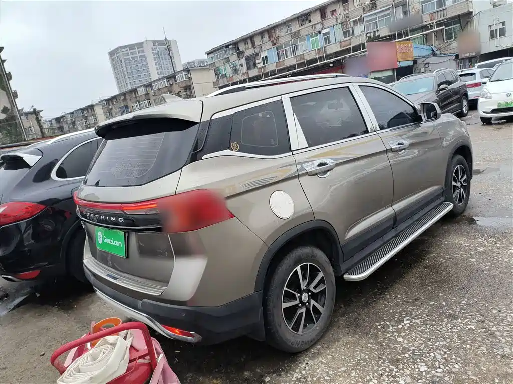 Fengxing T5 2020 1.6L Manual Comfort Type National VI купить на сайте DeffCars