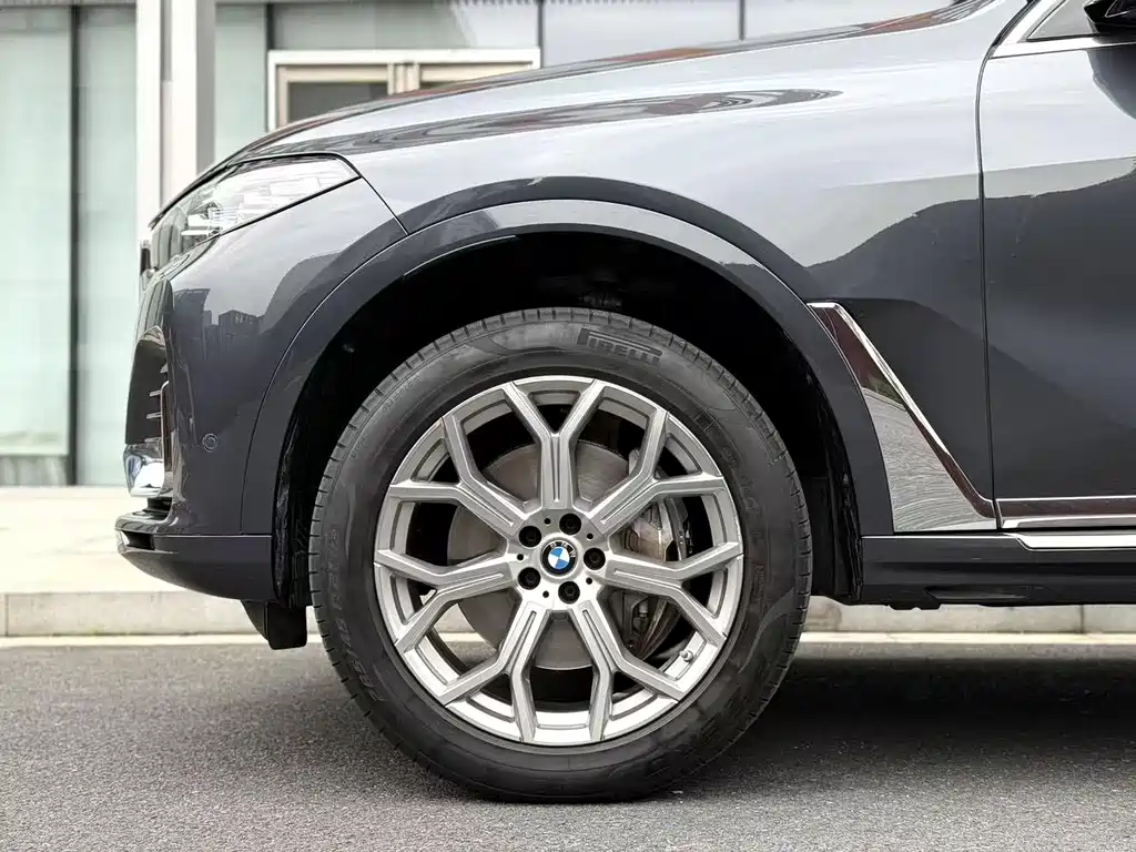 BMW X7 2022 xDrive40i Leading Luxury Package купить на сайте DeffCars