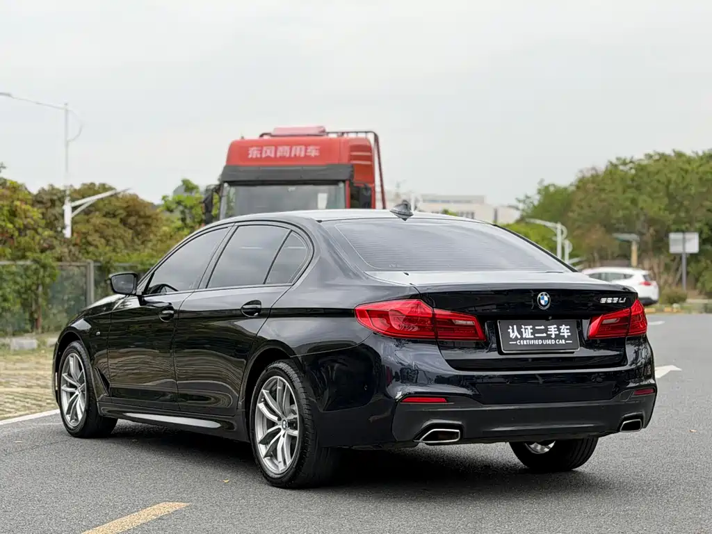 BMW 5 Series 2019 525Li M Sports Package купить на сайте DeffCars